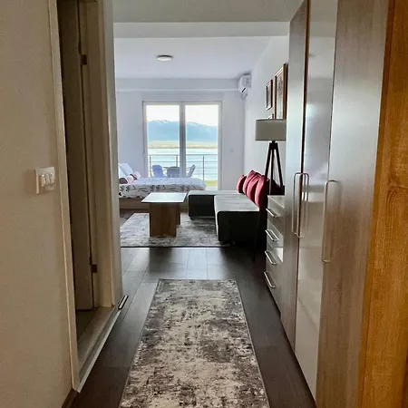 Appartamento Lakeview Dimi