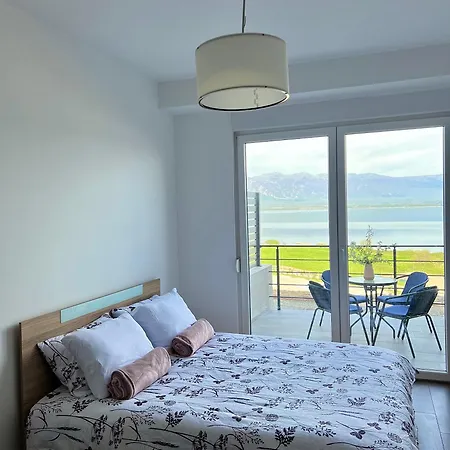 Appartamento Lakeview Dimi