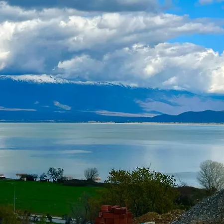 Appartamento Lakeview Dimi